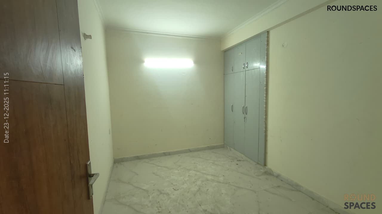 affordable Flat for sale4_23_12_2025_Roundspaces