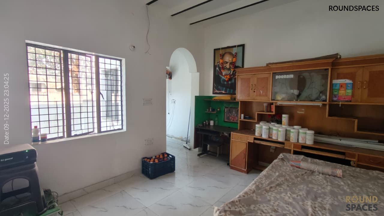 spaceforrent10_09_12_2025_Roundspaces