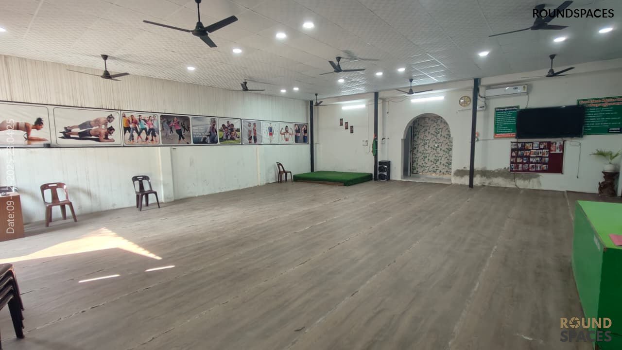 spaceforrent6_09_12_2025_Roundspaces