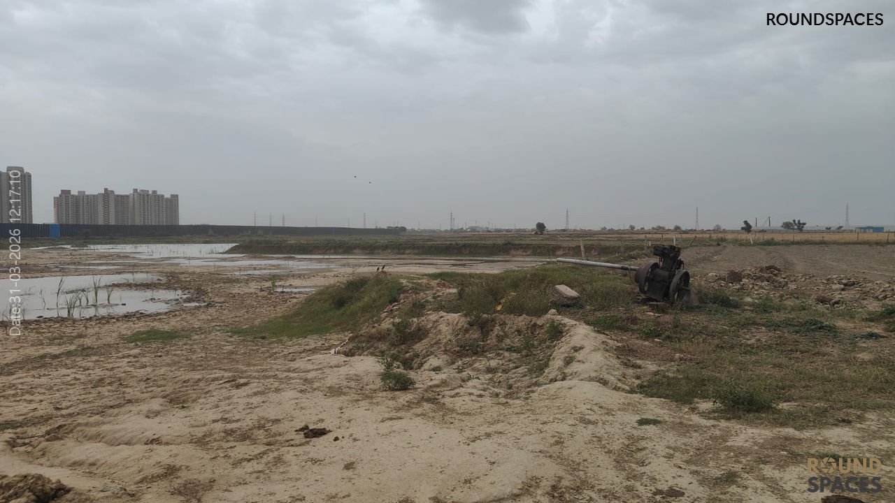 100-Acres-township-for-sale3_31_03_2026_Roundspaces