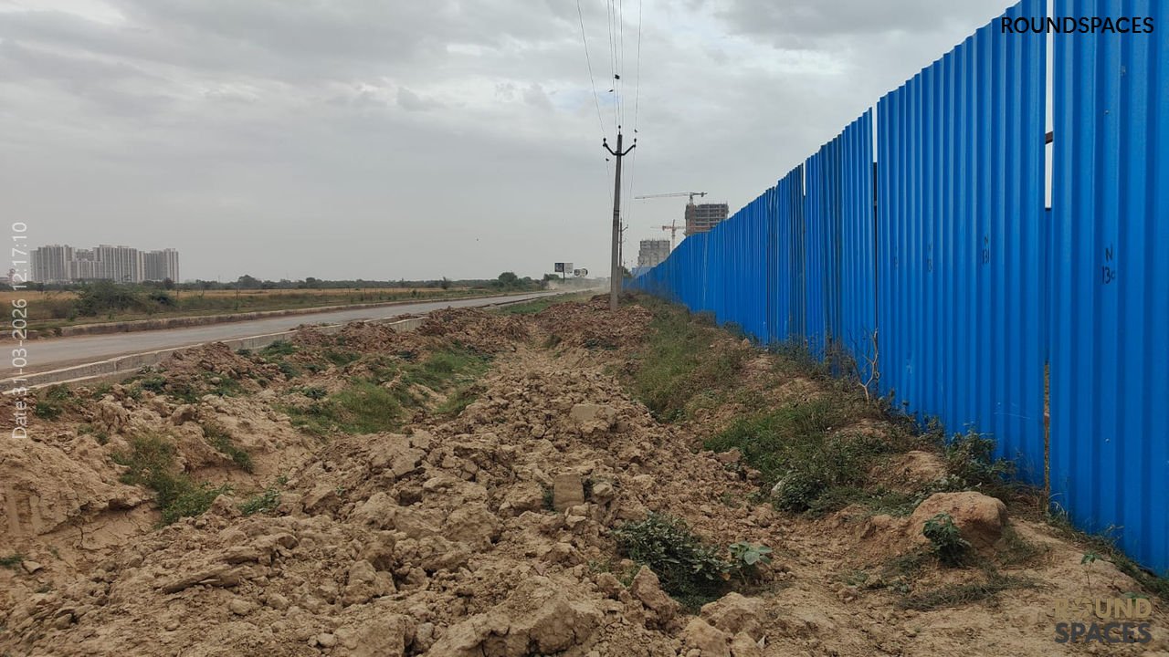 100-Acres-township-for-sale7_31_03_2026_Roundspaces