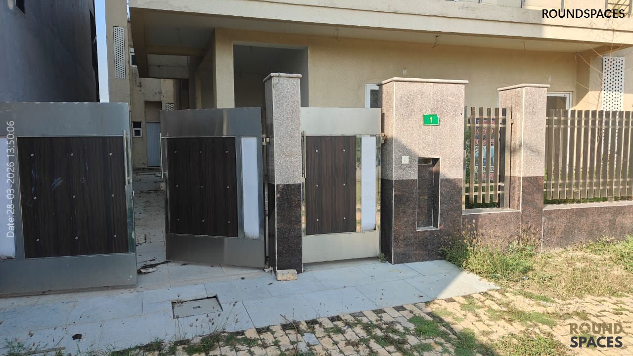Villa-Gaur-Yamuna-City2_28_03_2026_Roundspaces