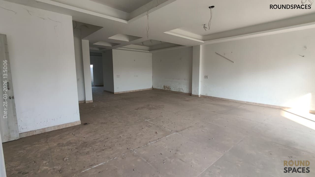 Villa-Gaur-Yamuna-City6_28_03_2026_Roundspaces