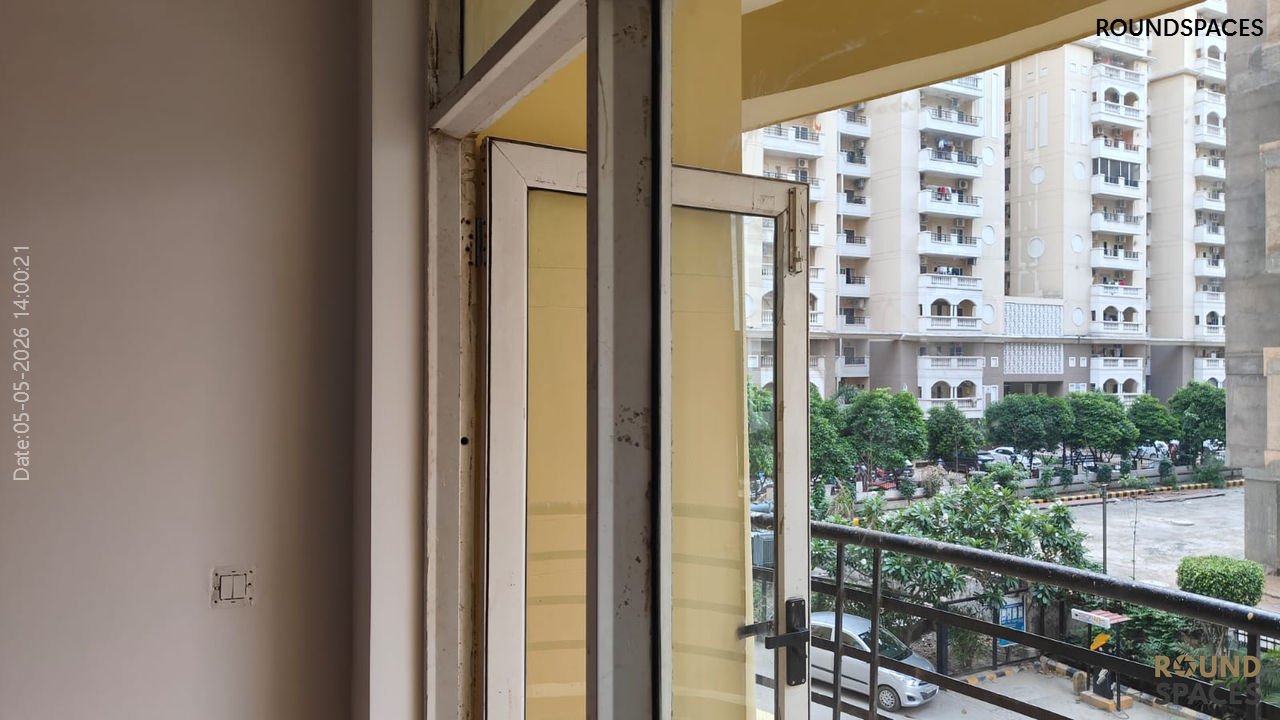 Casa-grand-flat-for-sale10_05_05_2026_Roundspaces 2BHK Flat for Sale – Casa Grand 2, Chi-5, Greater Noida