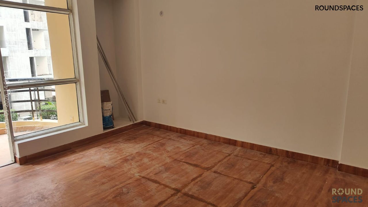 Casa-grand-flat-for-sale7_05_05_2026_Roundspaces 2BHK Flat for Sale – Casa Grand 2, Chi-5, Greater Noida