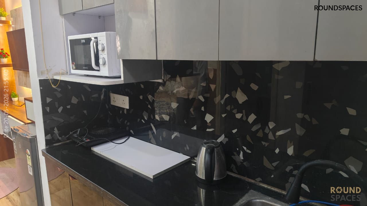 Kaveri-city-center-studio-on-rent2_20_05_2026_Roundspaces Premium Studio Apartment for Rent in Kaveri City Center, Delta-1, Greater Noida