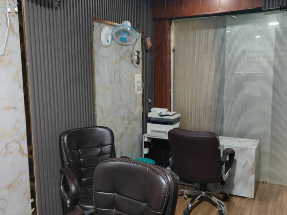 Fully Furnished Office for Sale – GNS Plaza, Site-4, Greater Noida