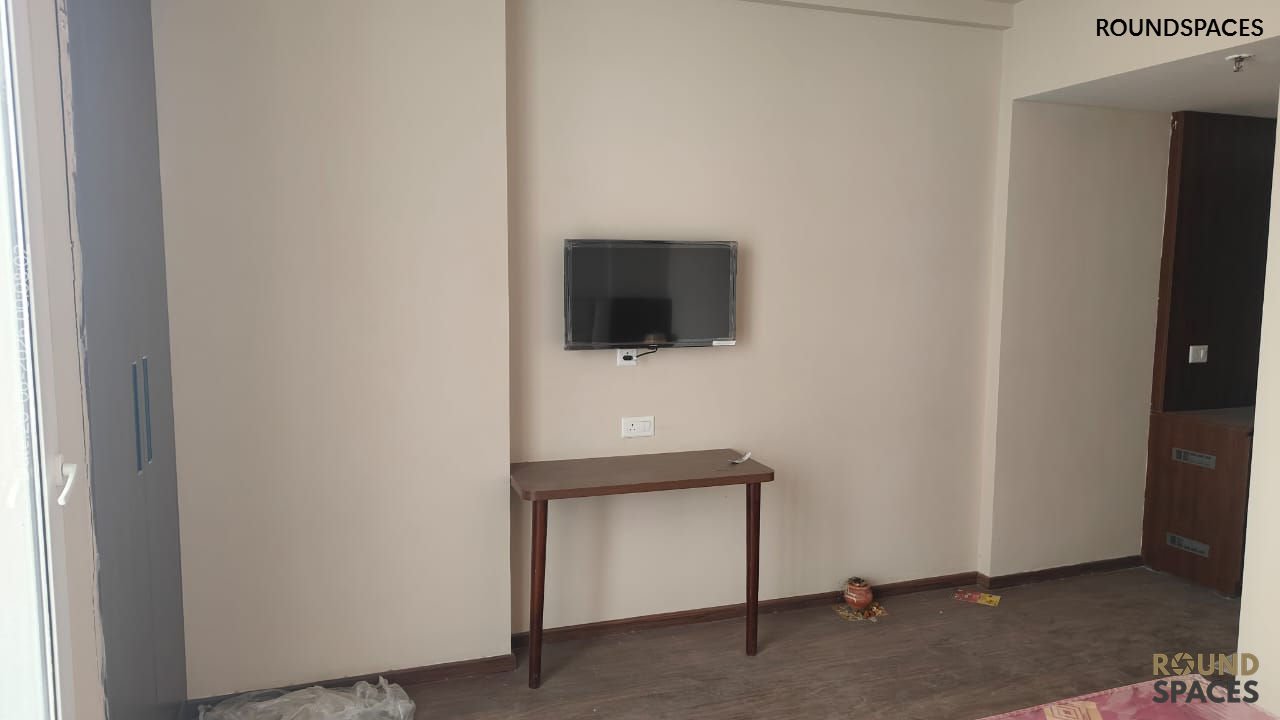 Studio Apartment for Sale – Omaxe ITC, Greater Noida | 541 Sq.ft
