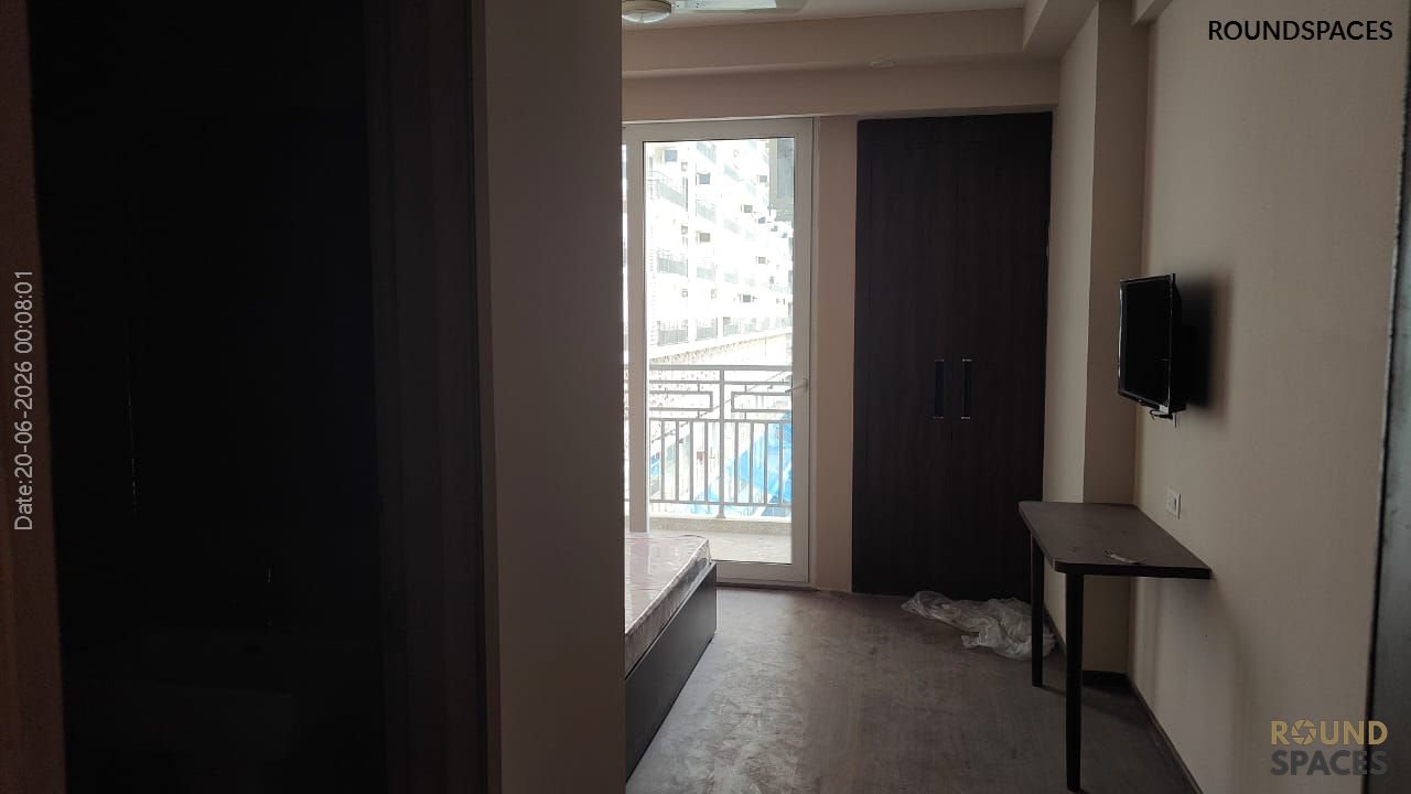 Studio Apartment for Sale – Omaxe ITC, Greater Noida | 541 Sq.ft